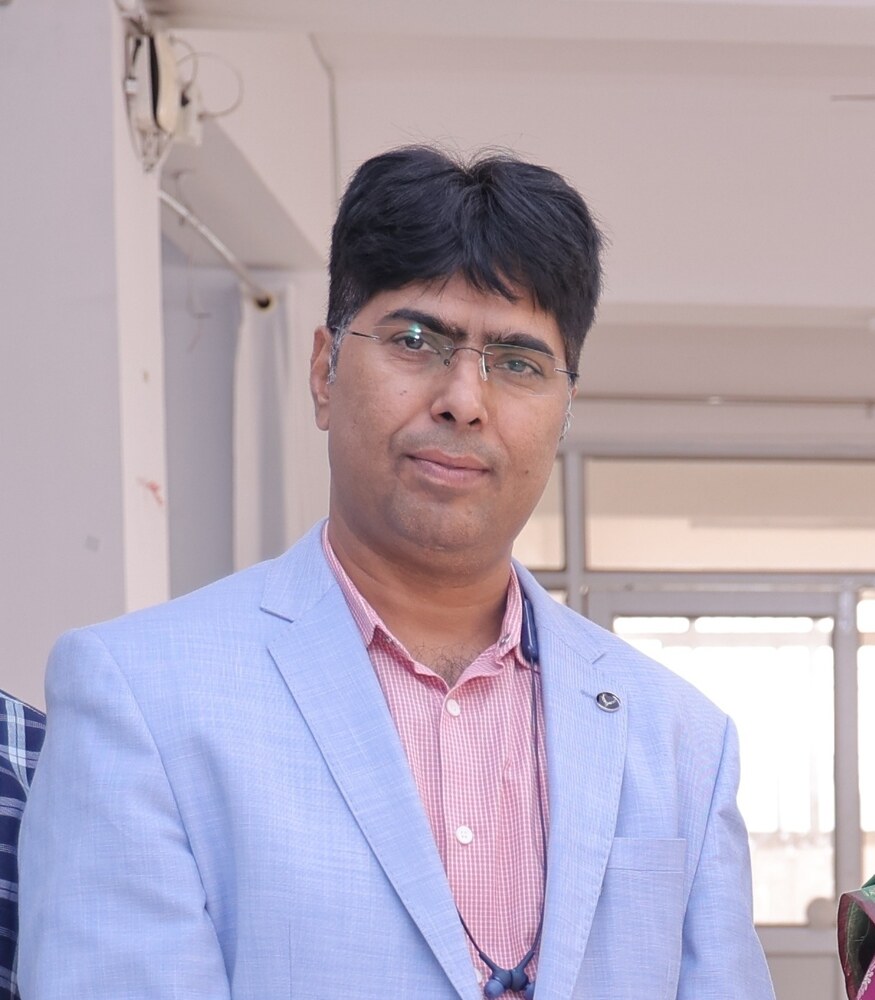 Dr Santosh Kumar